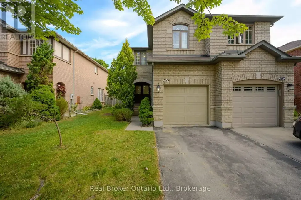 2189 Shorncliffe Boulevard, Oakville (WM Westmount)