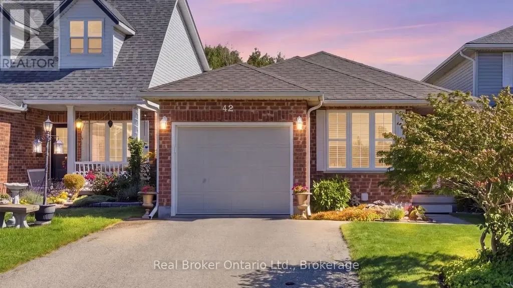 42 Fletcher Court, Guelph (Grange Road)
