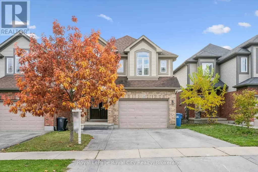 36 Oakes Crescent, Guelph (Grange Road)