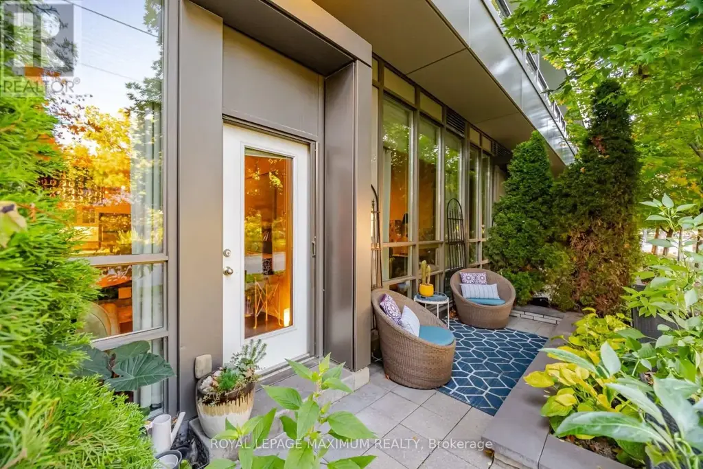 104 - 8 Fieldway Road, Toronto (Islington-City Centre West)