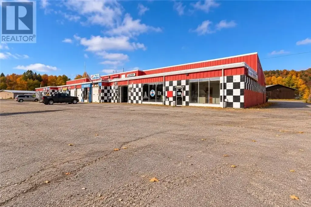 6 Oakland Avenue, Elliot Lake