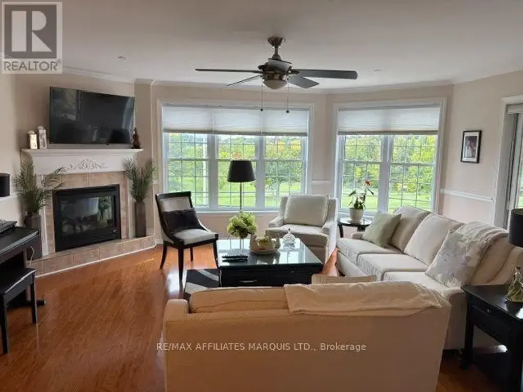 2 - 321 Water Street W, Cornwall