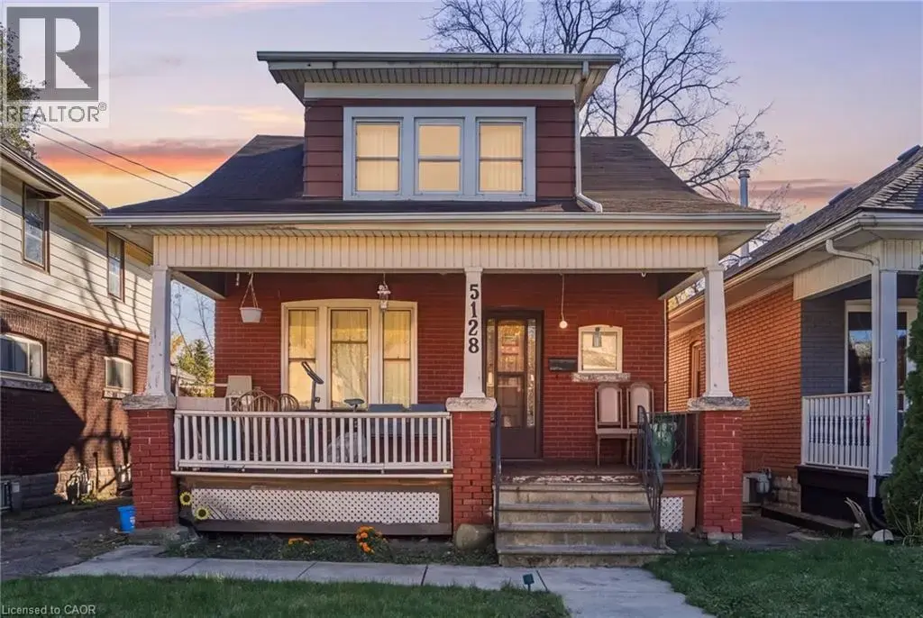 5128 Willmott Street, Niagara Falls