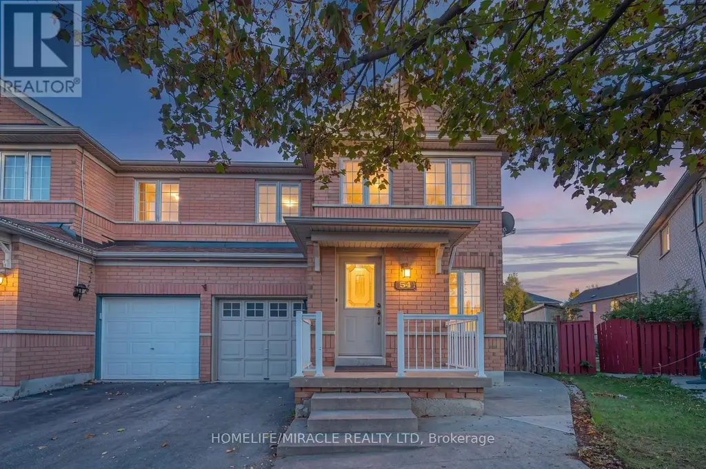 54 Starhill Crescent, Brampton (Sandringham-Wellington)
