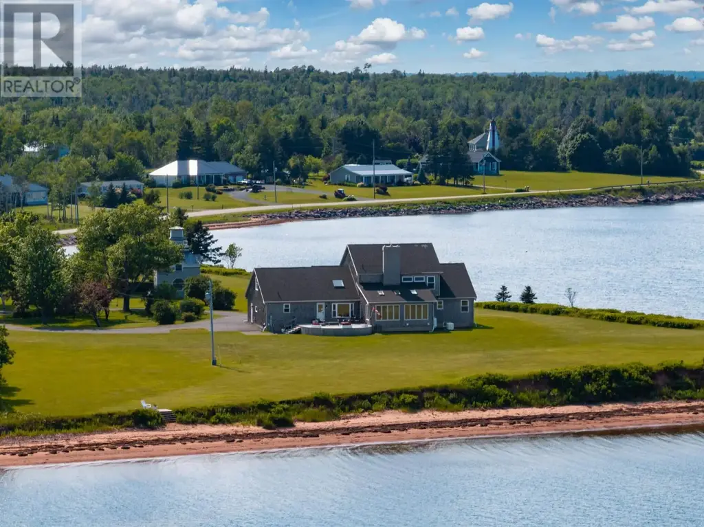 545 St. Andrews Point Road, Lower Montague