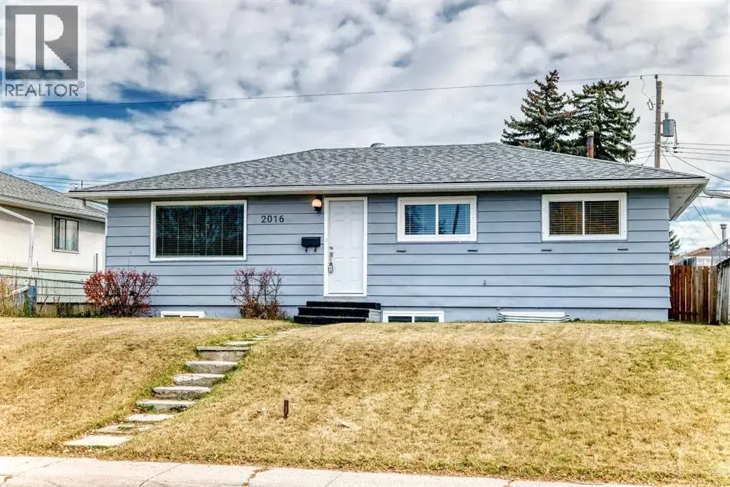 2016 46 Street Se, Calgary