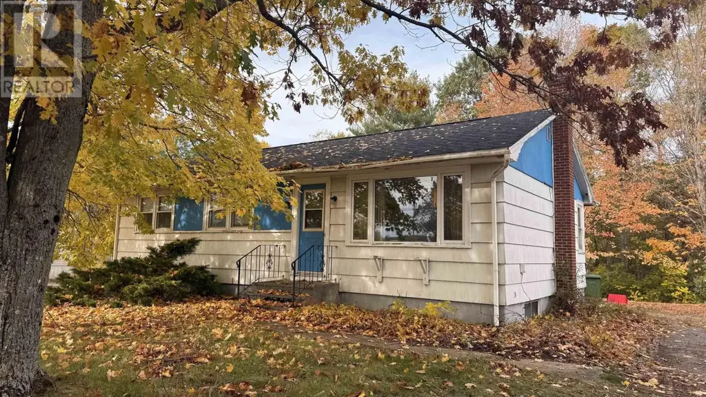 7129 Highway 1, Coldbrook