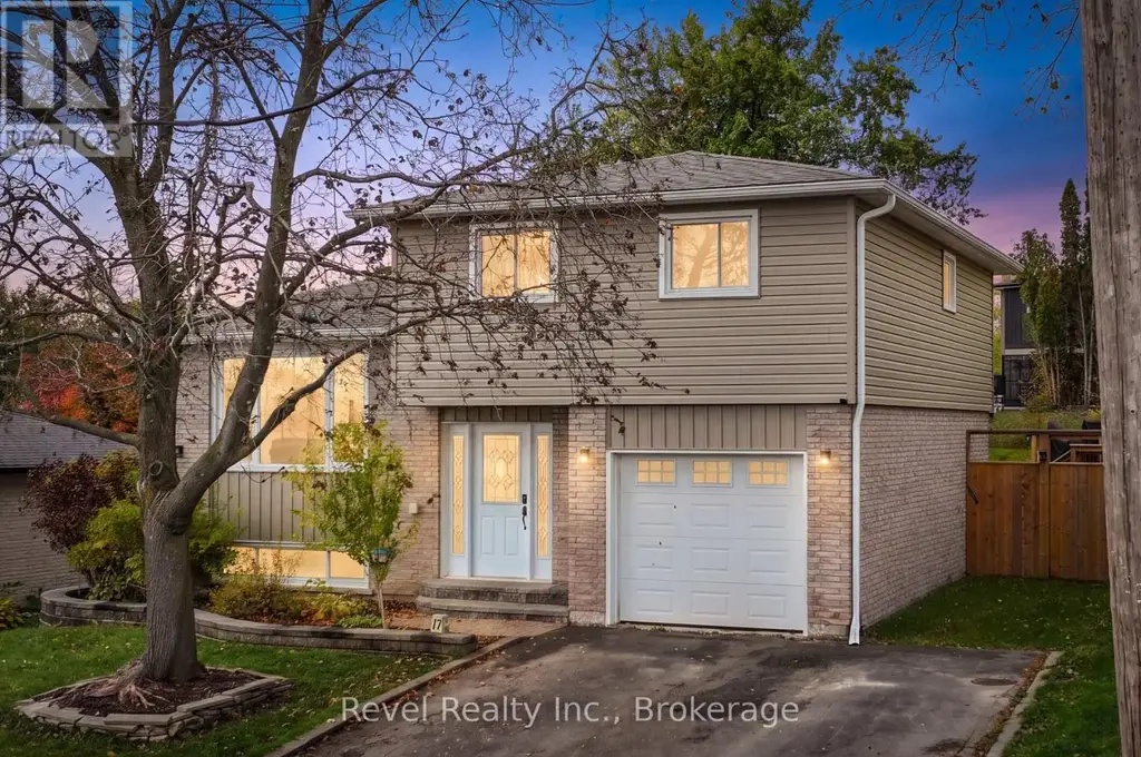 17 Mohawk Drive, Kawartha Lakes (Lindsay)