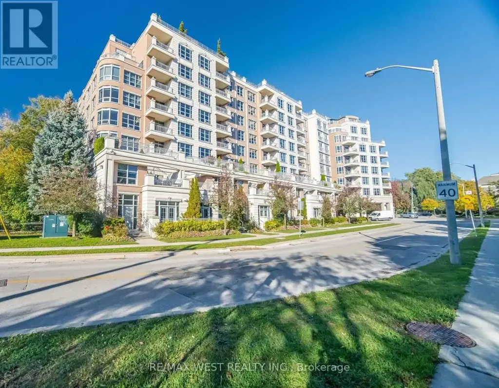 701 - 10 Old York Mills Road, Toronto (Bridle Path-Sunnybrook-York Mills)