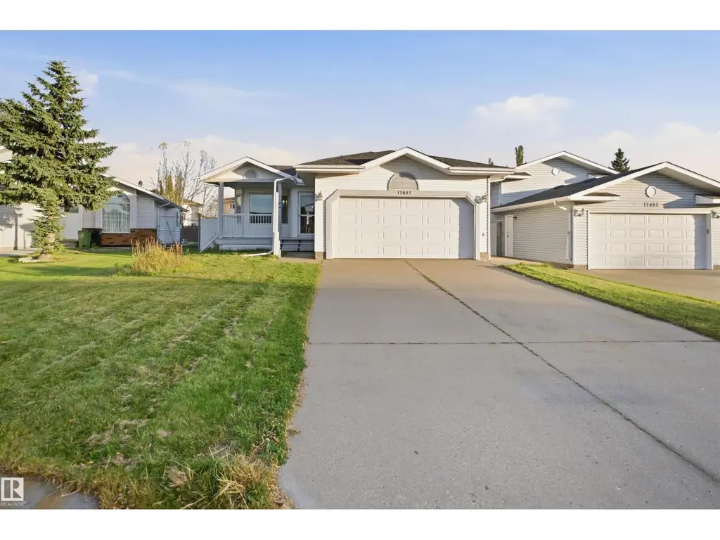 17007 90a St Nw, Edmonton