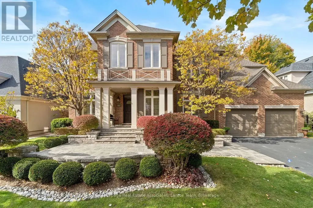 562 Gladwyne Court, Mississauga (Lorne Park)