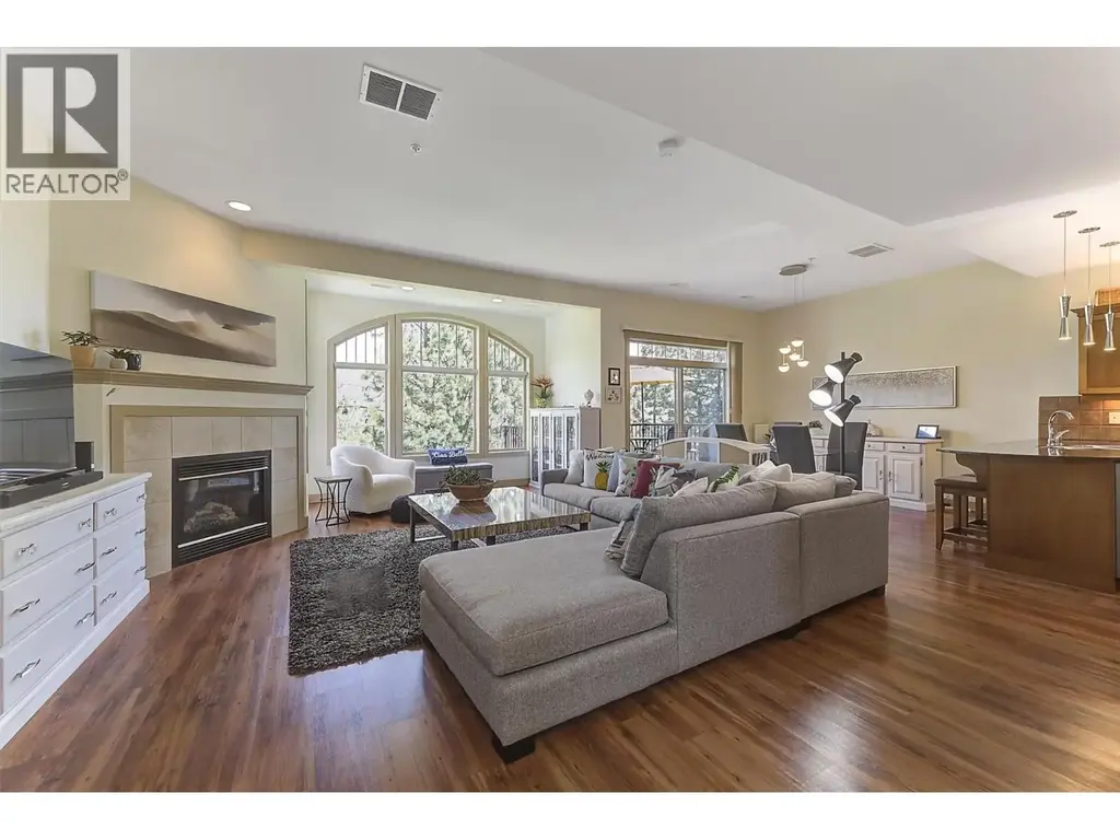 1795 Country Club Road Unit# 206, Kelowna