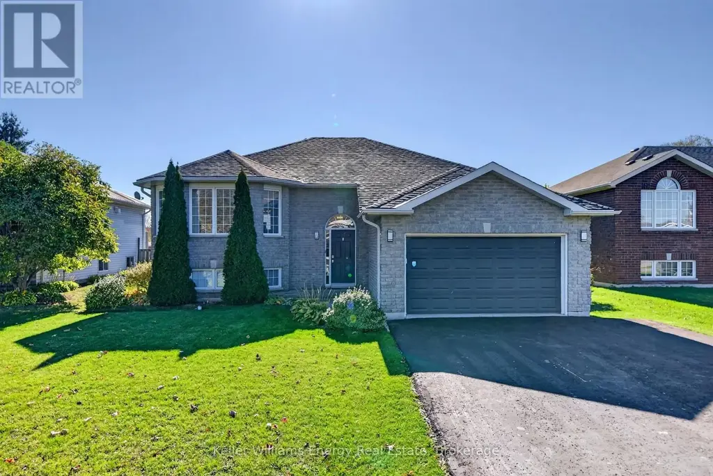 53 Lake Breeze Court, Prince Edward County (Wellington)