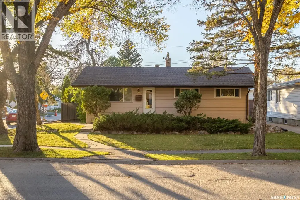 224 Frontenac Drive, Regina