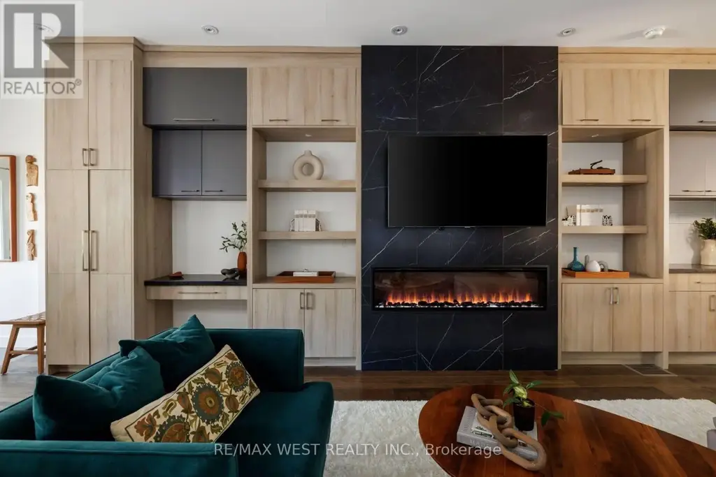 12 Strickland Avenue, Toronto (Roncesvalles)