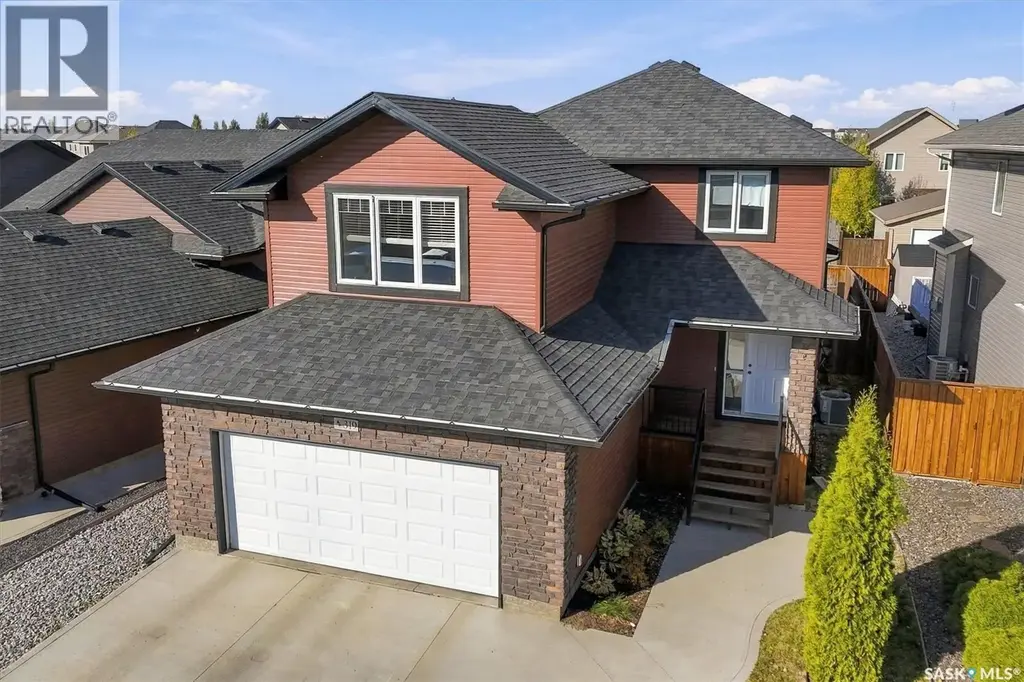 319 Langlois Way, Saskatoon