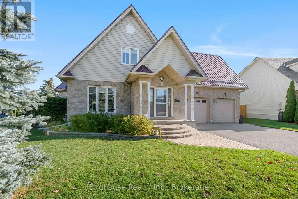 34 Lori Boulevard, Kawartha Lakes (Lindsay)