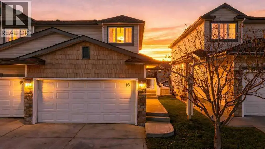 16, 73 Addington Drive, Red Deer