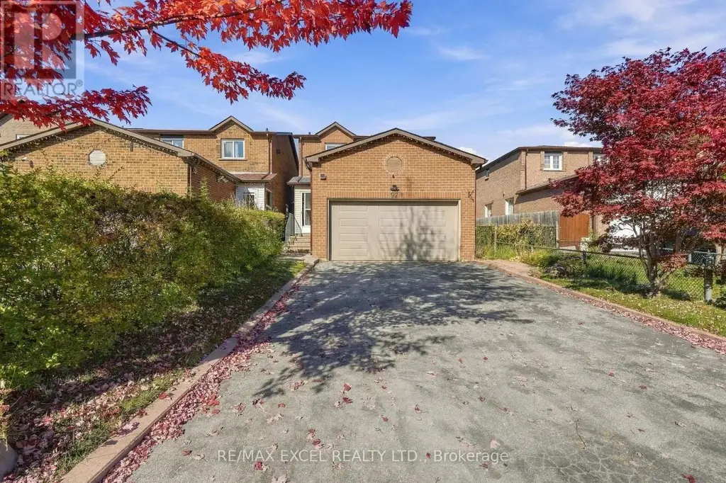 97 Tangmere Crescent, Markham (Milliken Mills East)