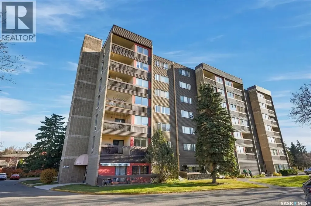 103a 351a Saguenay Drive, Saskatoon