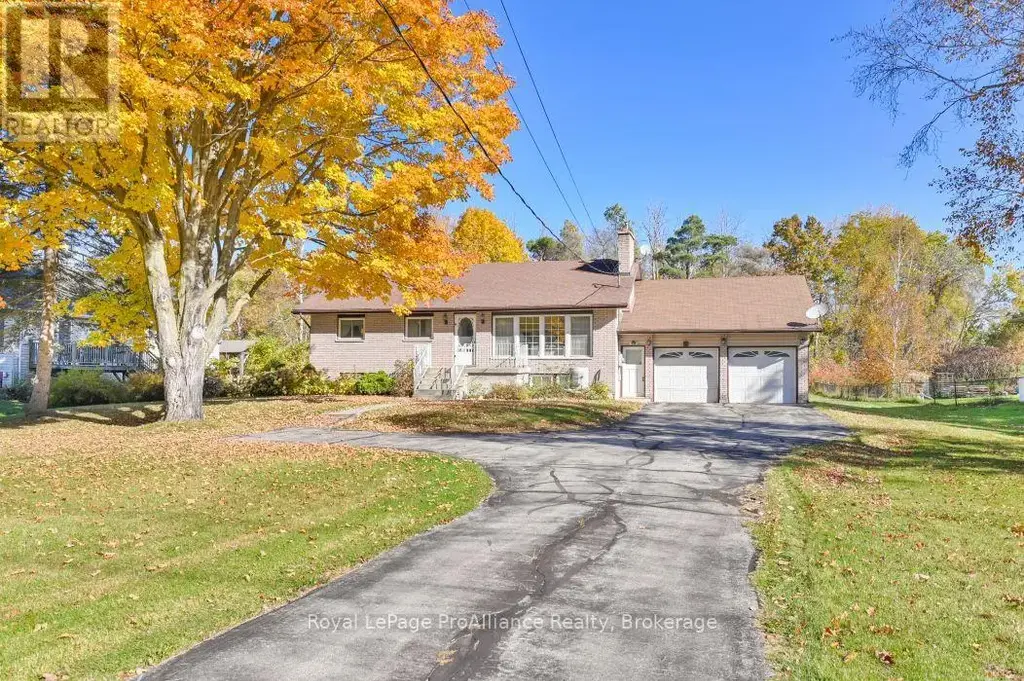 21851 Loyalist Parkway, Quinte West (Murray Ward)