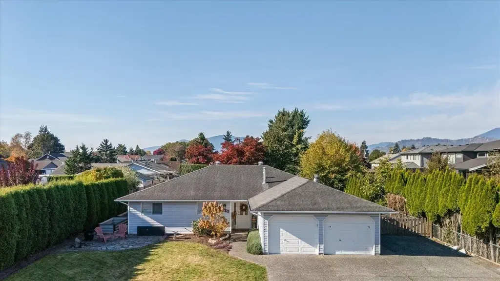 6783 Vanmar Street, Sardis South, Chilliwack