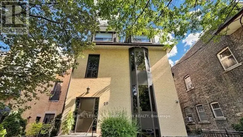29 Winchester Street, Toronto (Cabbagetown-South St. James Town)