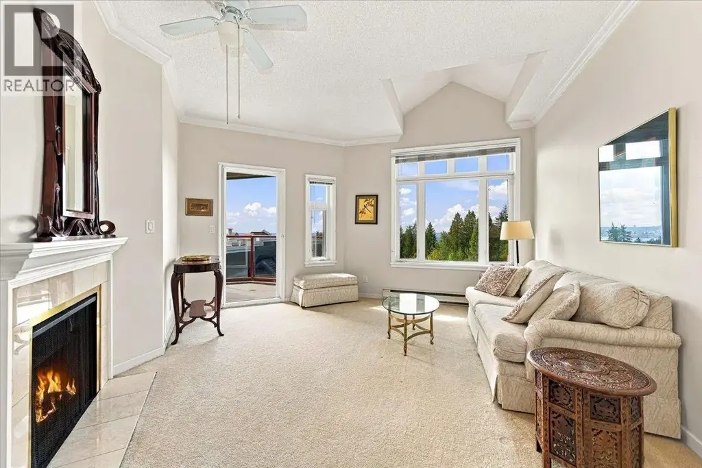 403 121 W 29th Street, North Vancouver