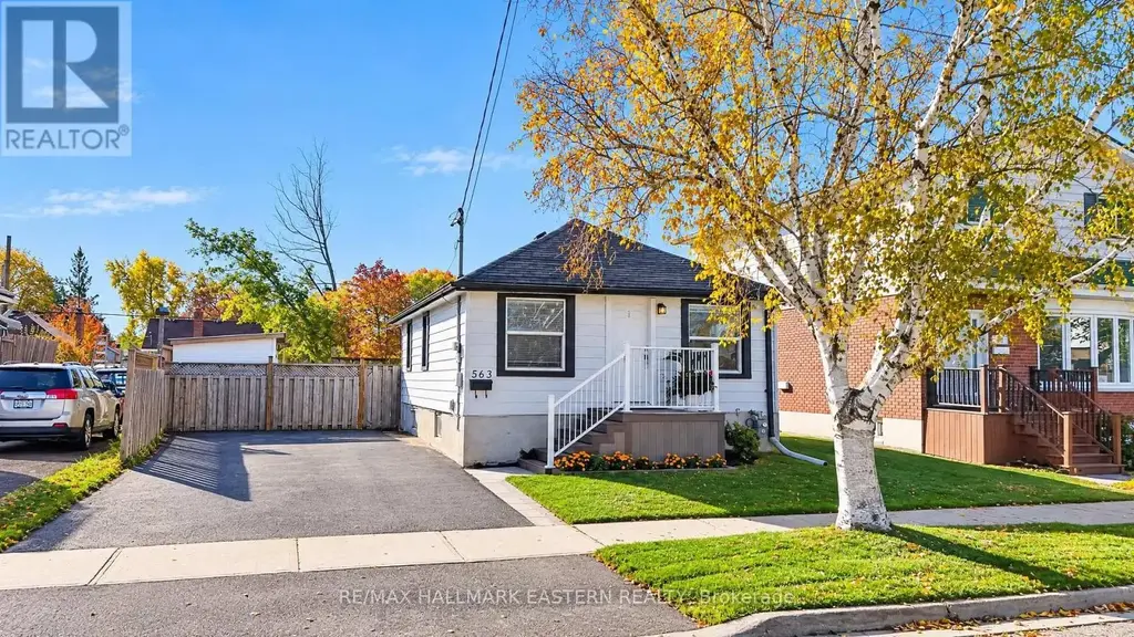 563 Howden Street, Peterborough (Otonabee Ward 1)