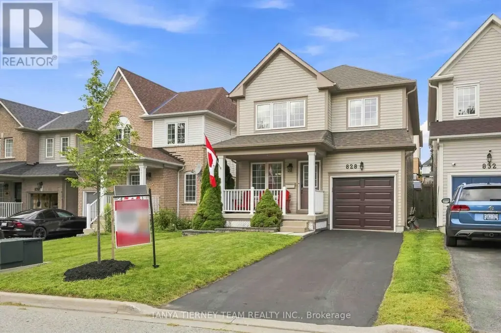 828 Taggart Crescent, Oshawa (Pinecrest)