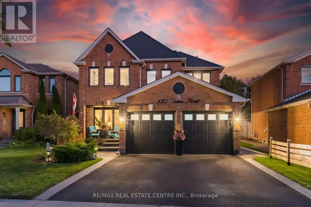 125 Eaton Street, Halton Hills (Georgetown)