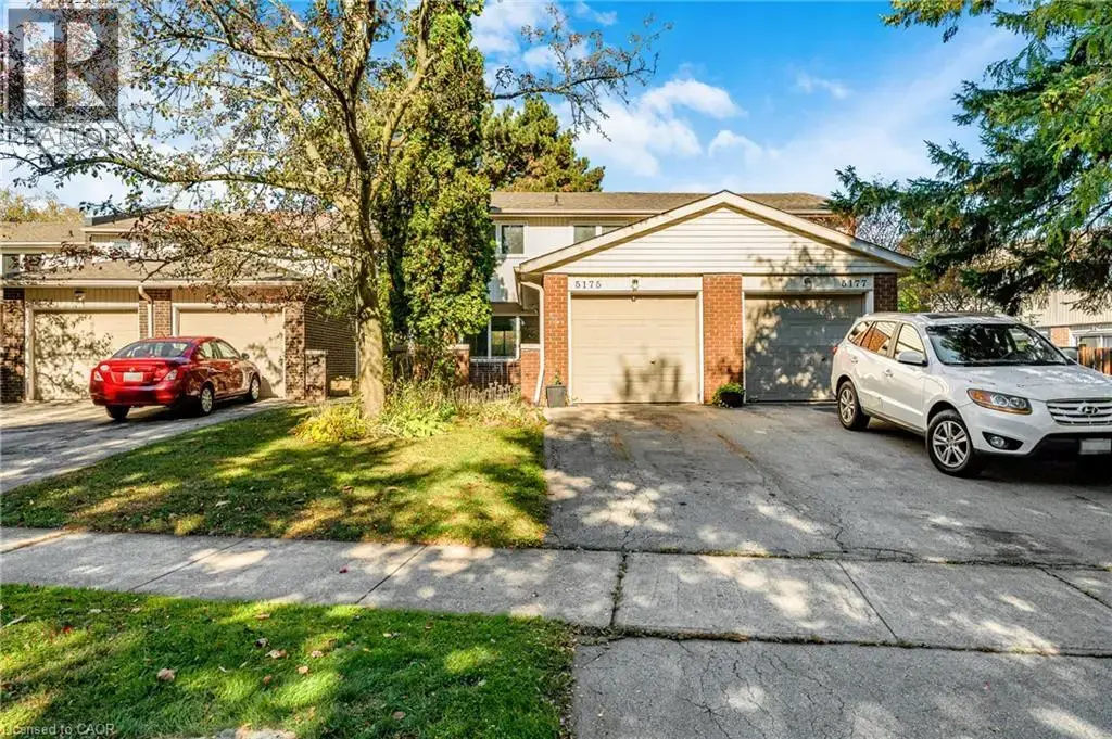 5175 Banting Court, Burlington