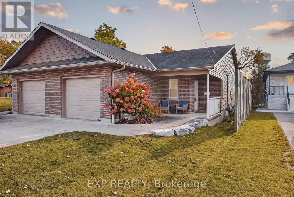 628 Elizabeth Street W, North Perth (Listowel)