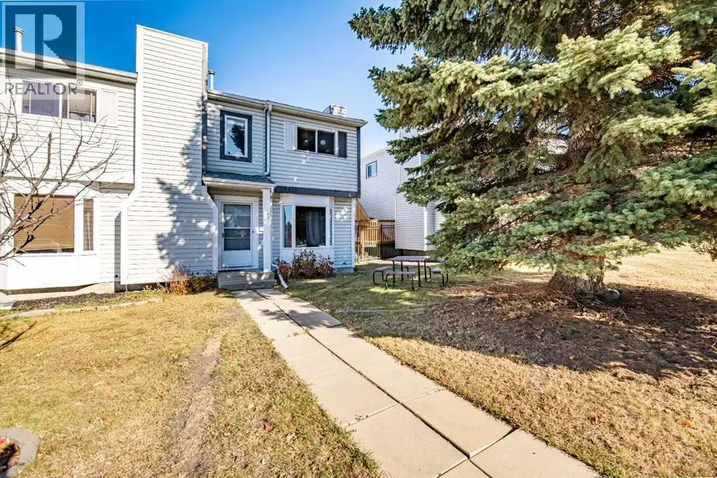 6 Ellenwood Drive, Red Deer
