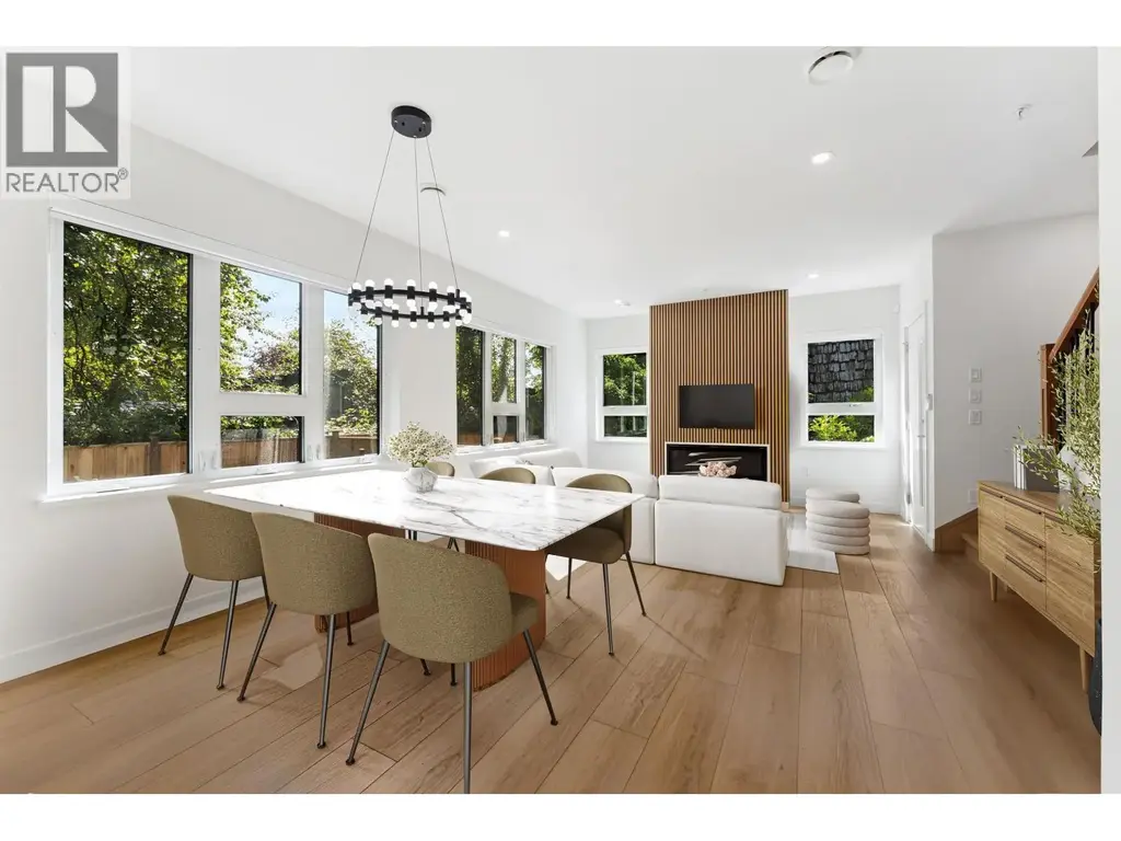 842 St. Denis Avenue, North Vancouver