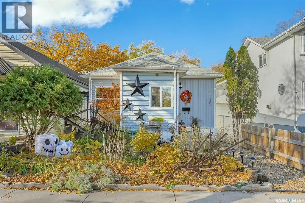 1135 K Avenue S, Saskatoon