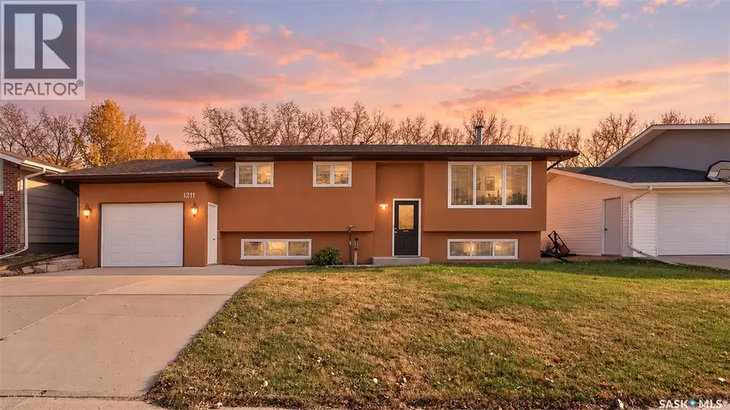 1211 Pascoe Drive E, Moose Jaw