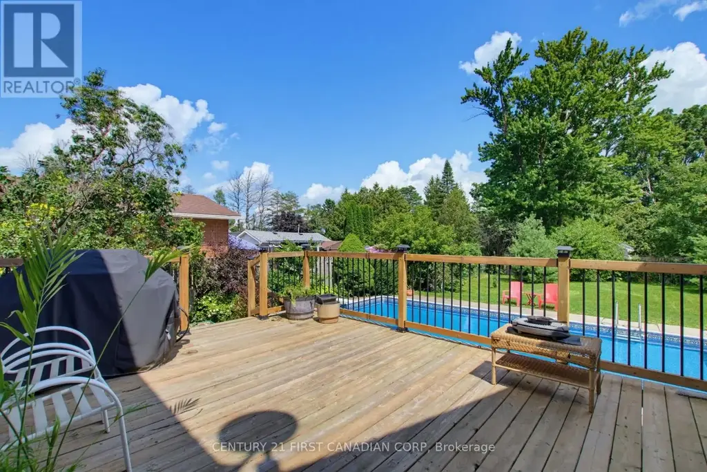 444 Forest Lawn Avenue, London East (East I)