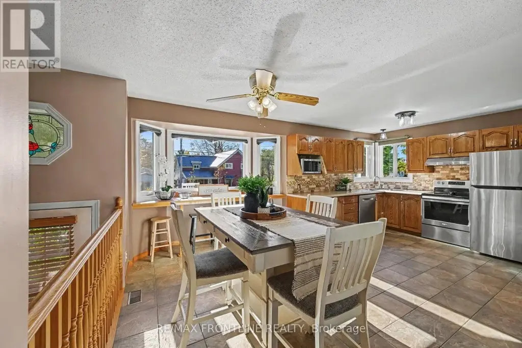 5006 $549900 | Drummond N Elmsley (Drummond) Twp for Sale at 5006 Highway 43 ...