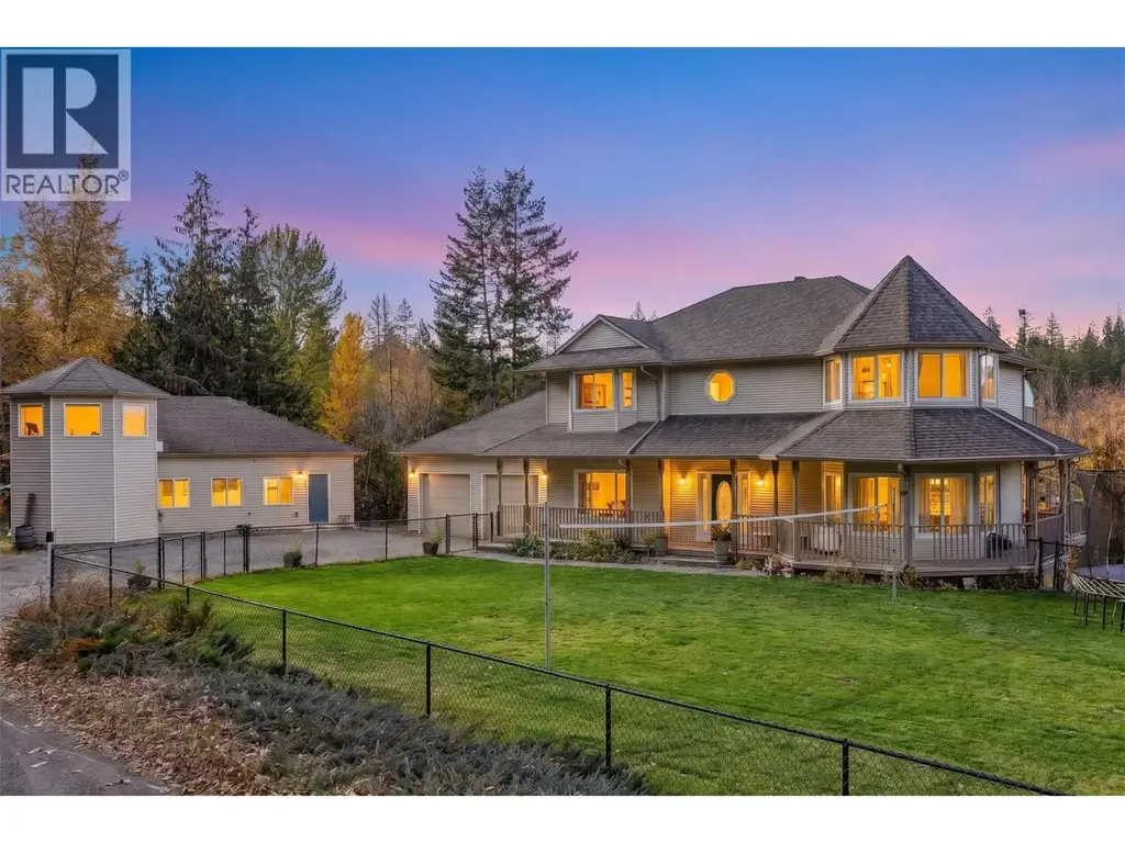 4614 June Springs Road, Kelowna