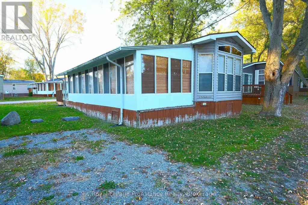 486 County Road 18 - 8 Forest Grove Lane, Prince Edward County (Athol Ward)