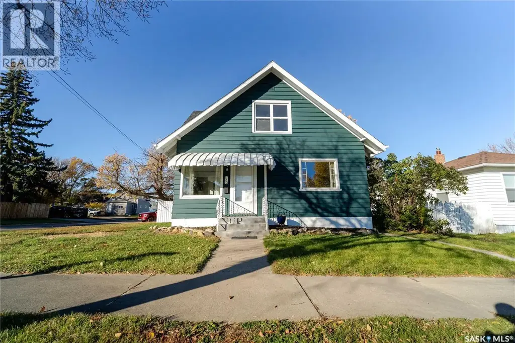 1302 1st Avenue Nw, Moose Jaw