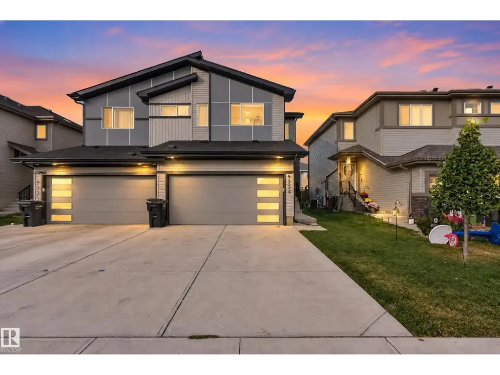 9330 Cooper Bn Sw, Edmonton