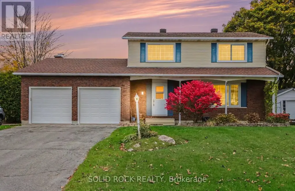 9 Owlshead Road, Ottawa