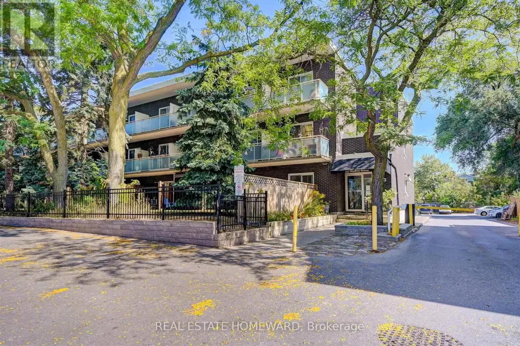 322 - 123 Woodbine Avenue, Toronto (The Beaches)
