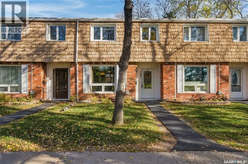 102 Oakview Drive, Regina