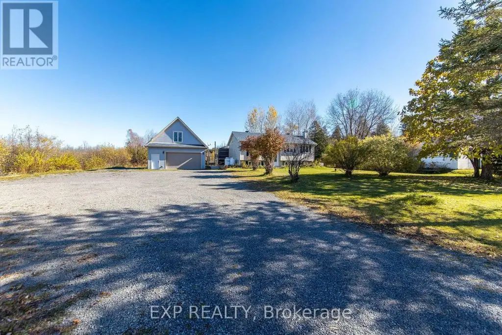 841 Rock Road, North Grenville