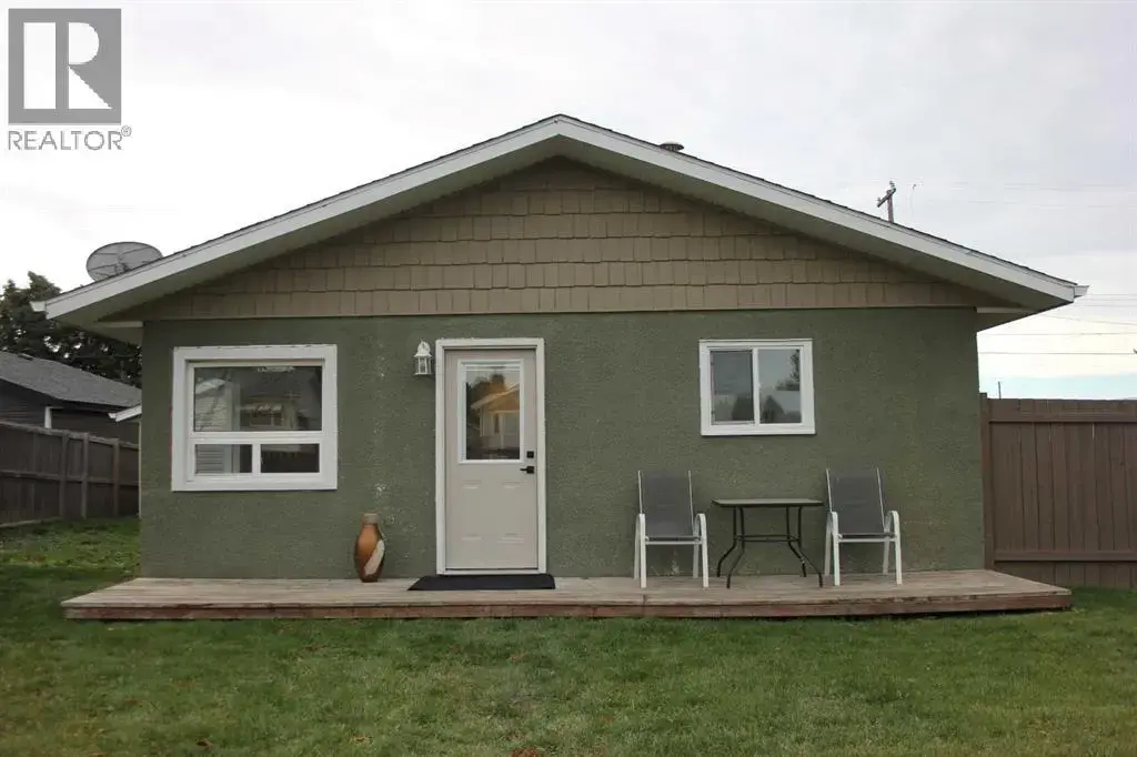 4839 52 Avenue, Eckville