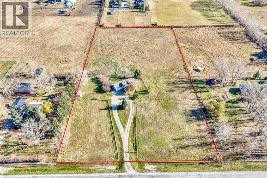 226218 72 E, Rural Foothills County