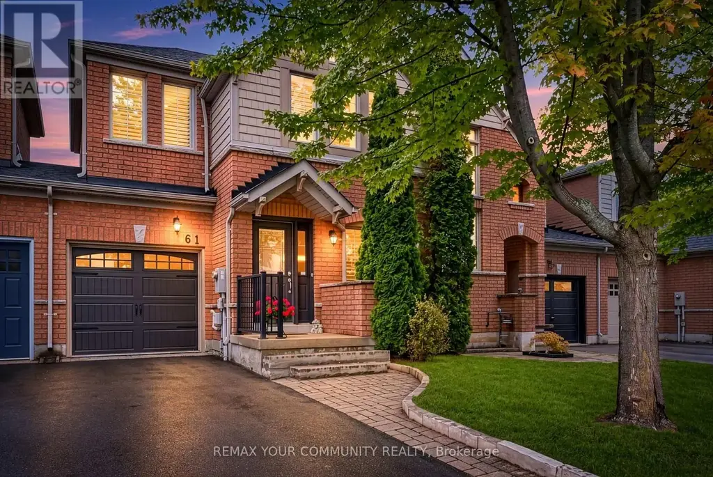 61 Cozens Drive, Richmond Hill (Oak Ridges)